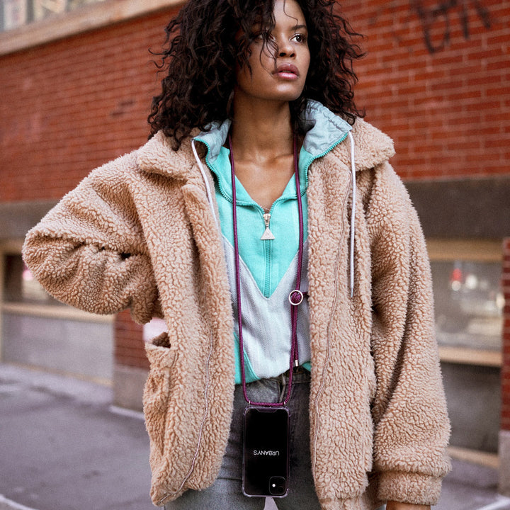 Chaîne de téléphone «Golden Desert»